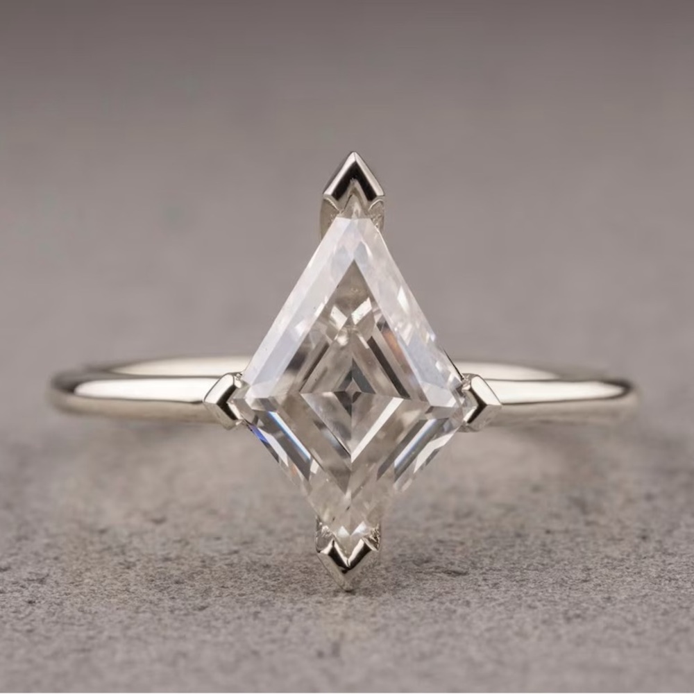 925 Sterling Silver Ring With 2.5 CT Kite Cut Moissanite